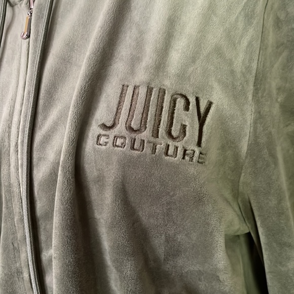 Juicy Couture Tops - Juicy Couture Classic Velour Hoodie NWT